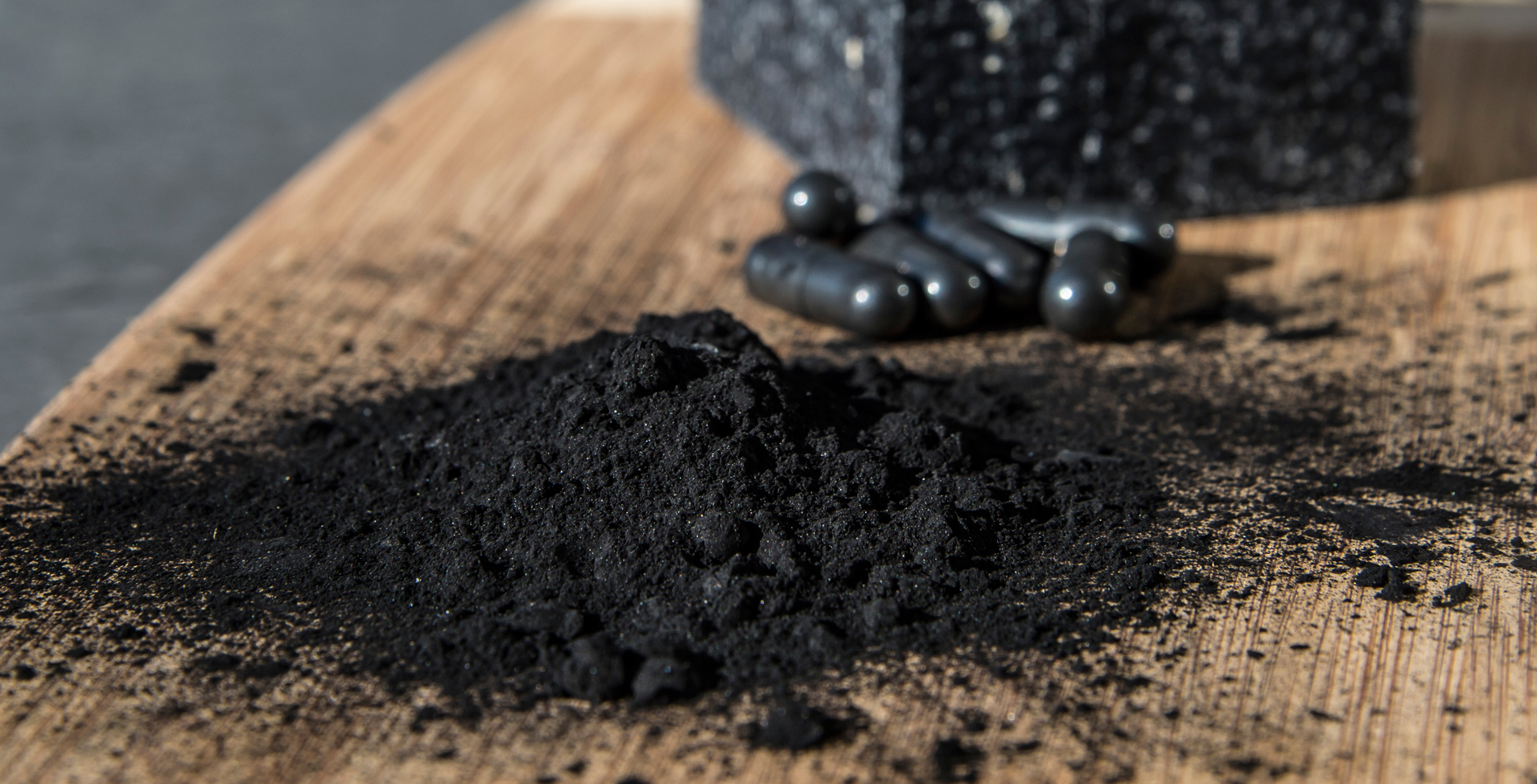 activated-charcoal-a-detox-wonder-by-green-blender