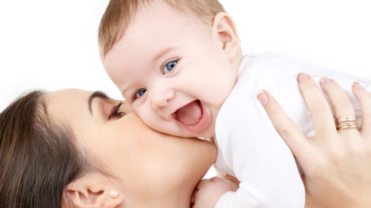 BabyCareMag-Glowing-Baby