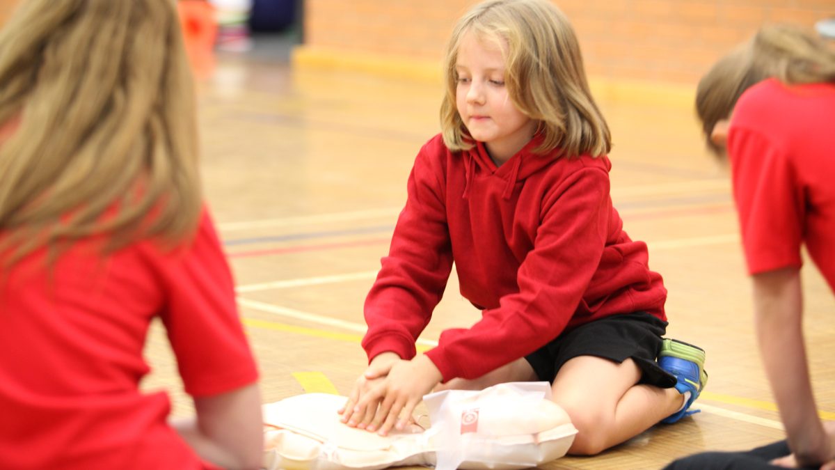 StJohn-school-First Aid-348